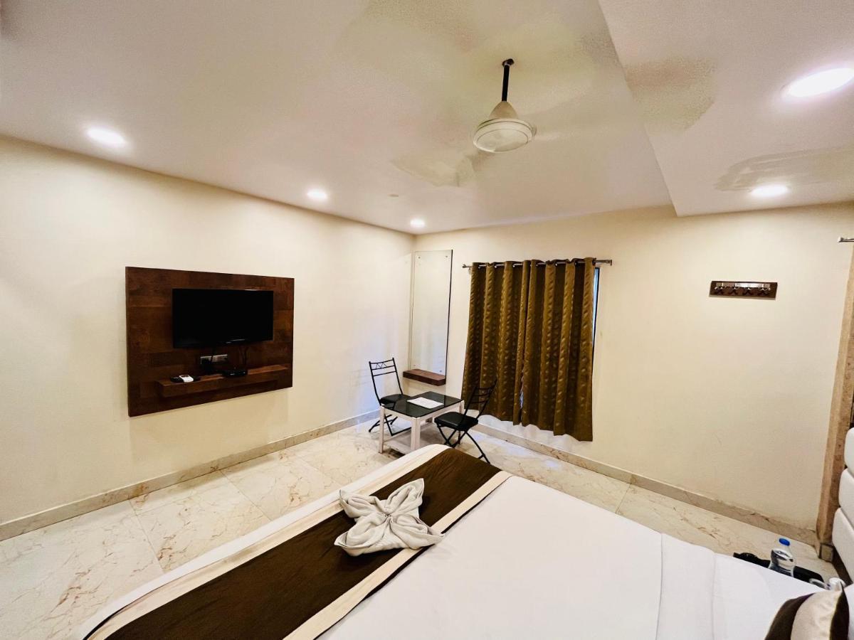 Ganesh Bhavan By Vinayak Hotels Brahmapur ภายนอก รูปภาพ
